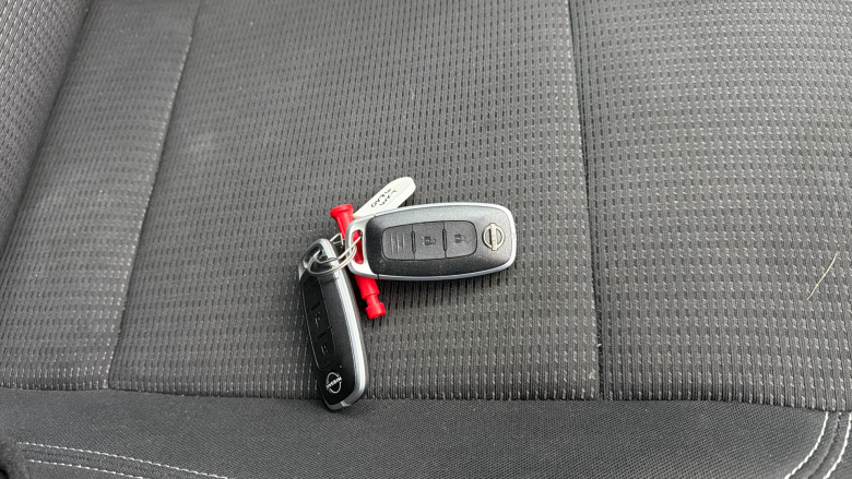 Nissan Qashqai 1.3 DiG-T MH Acenta Premium 5dr Petrol Hatchback